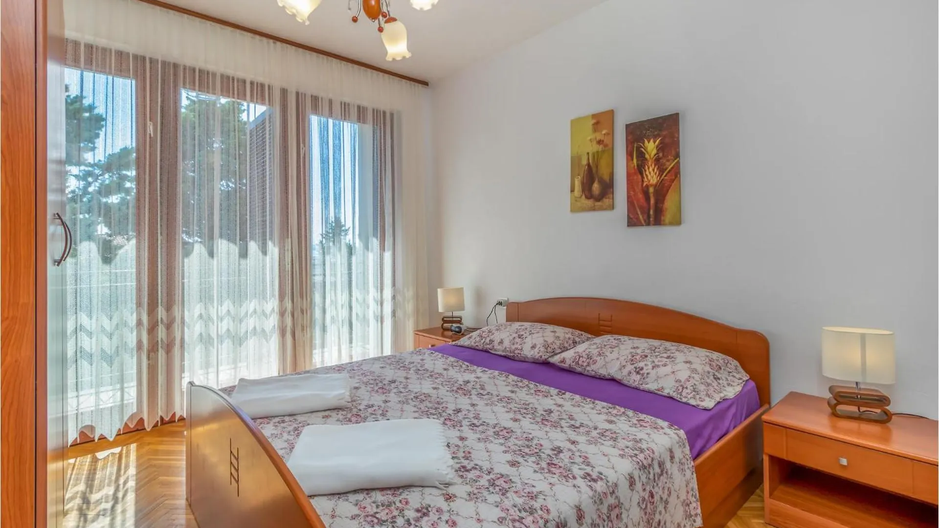 2 Bedroom Stunning Apartment In Selce Croatia