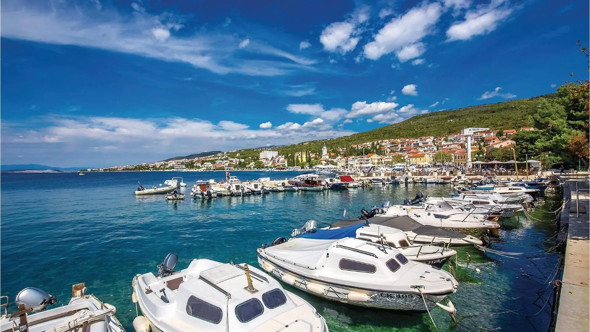 2 Bedroom Stunning Apartment In Selce