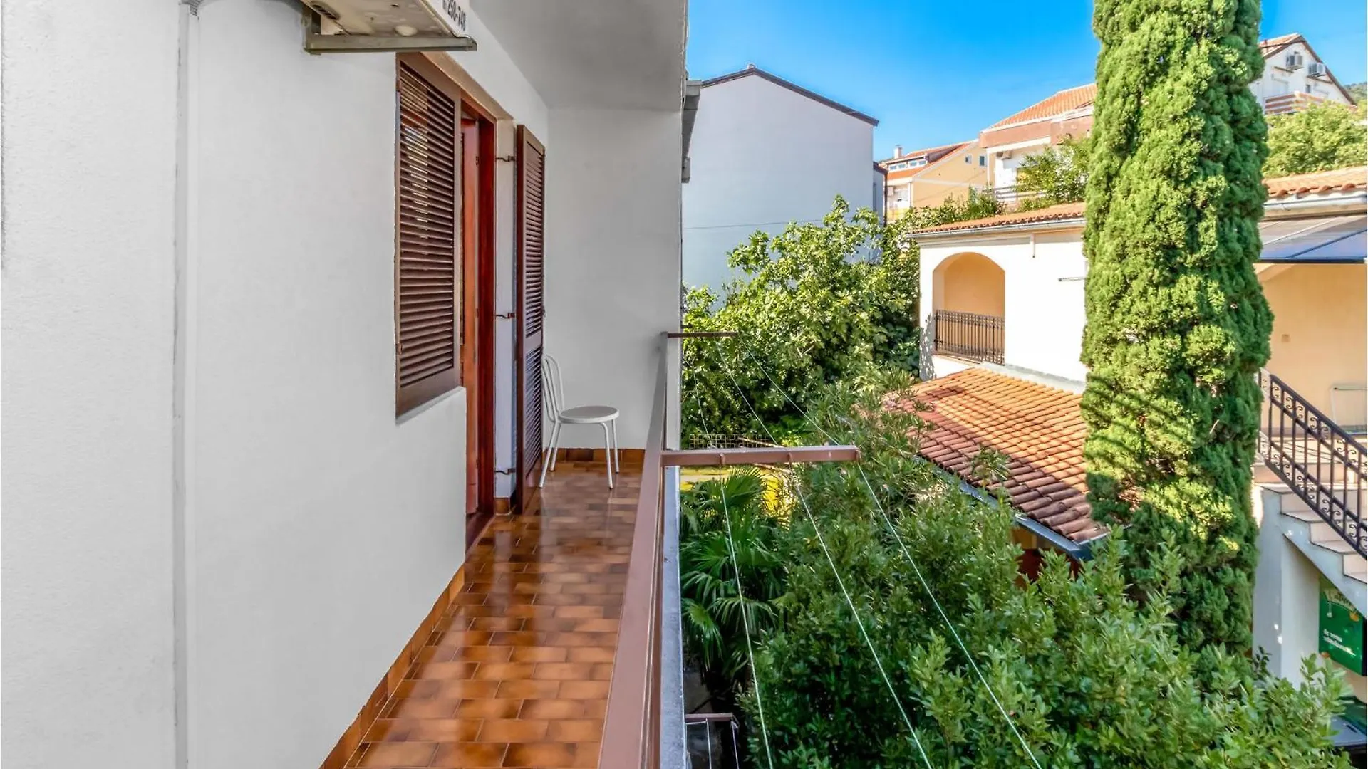 2 Bedroom Stunning Apartment In Selce