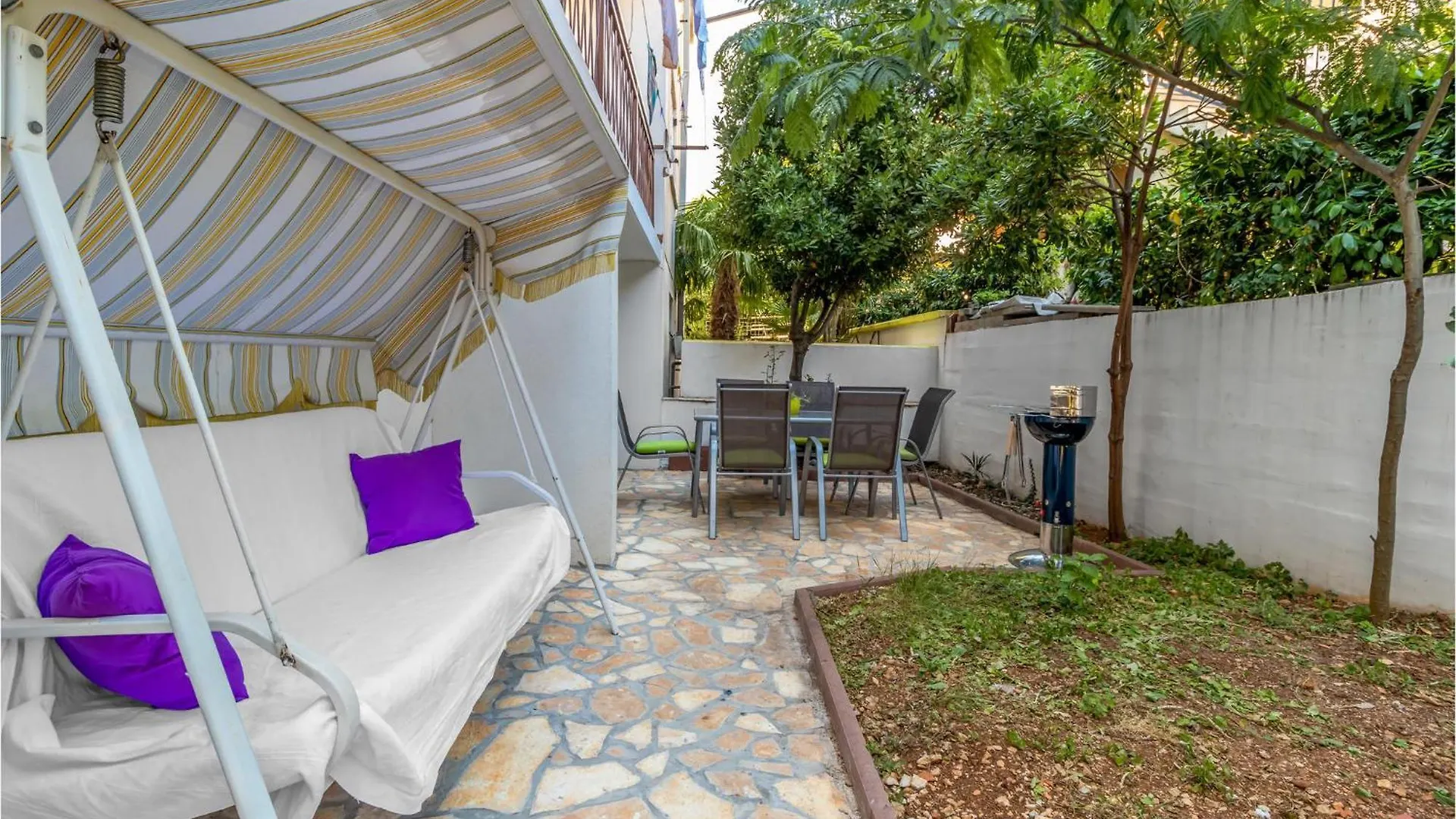 Contatti di 2 Bedroom Stunning Apartment In Selce